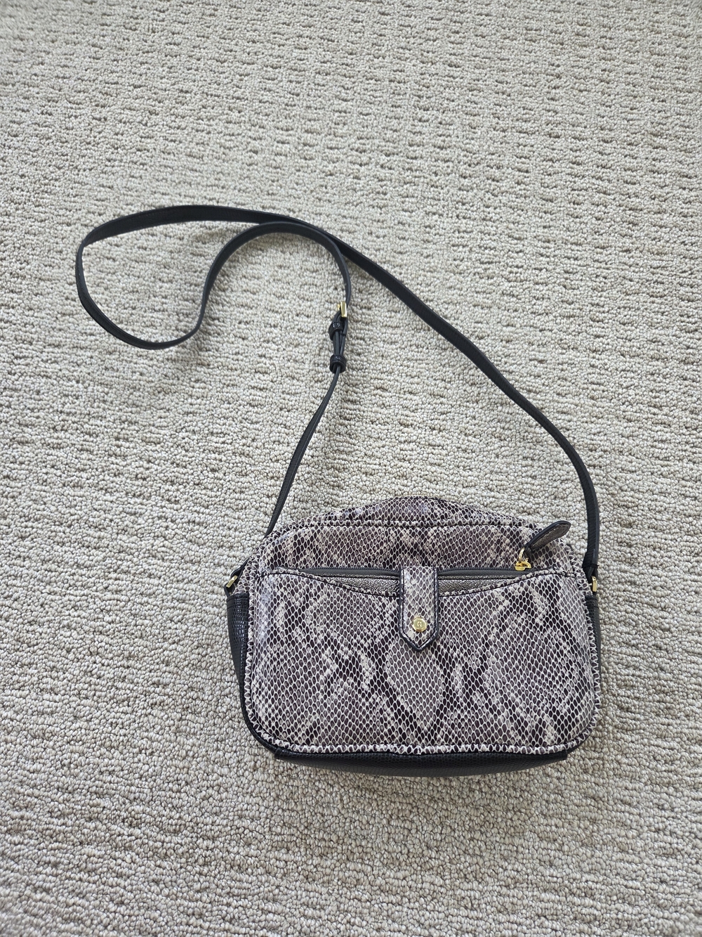 G.I.L.I. Snake-Print Leather Crossbody Bag